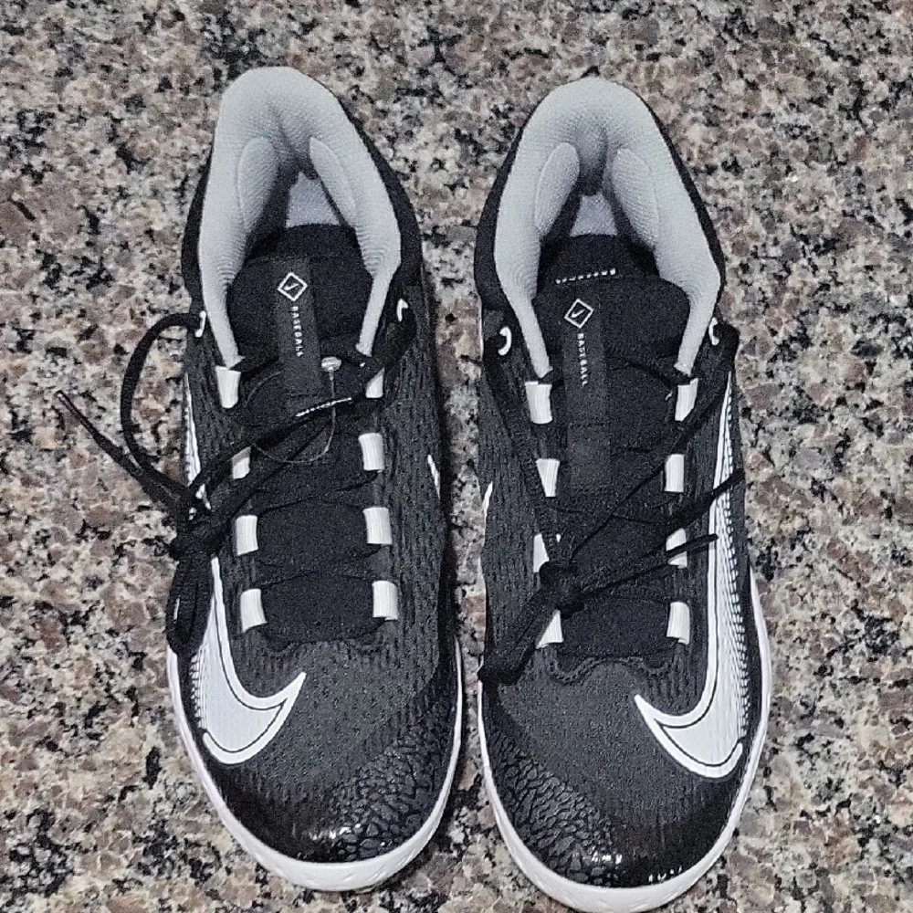 Alpha Huarache Elite 4 Low - Picture 5 of 12